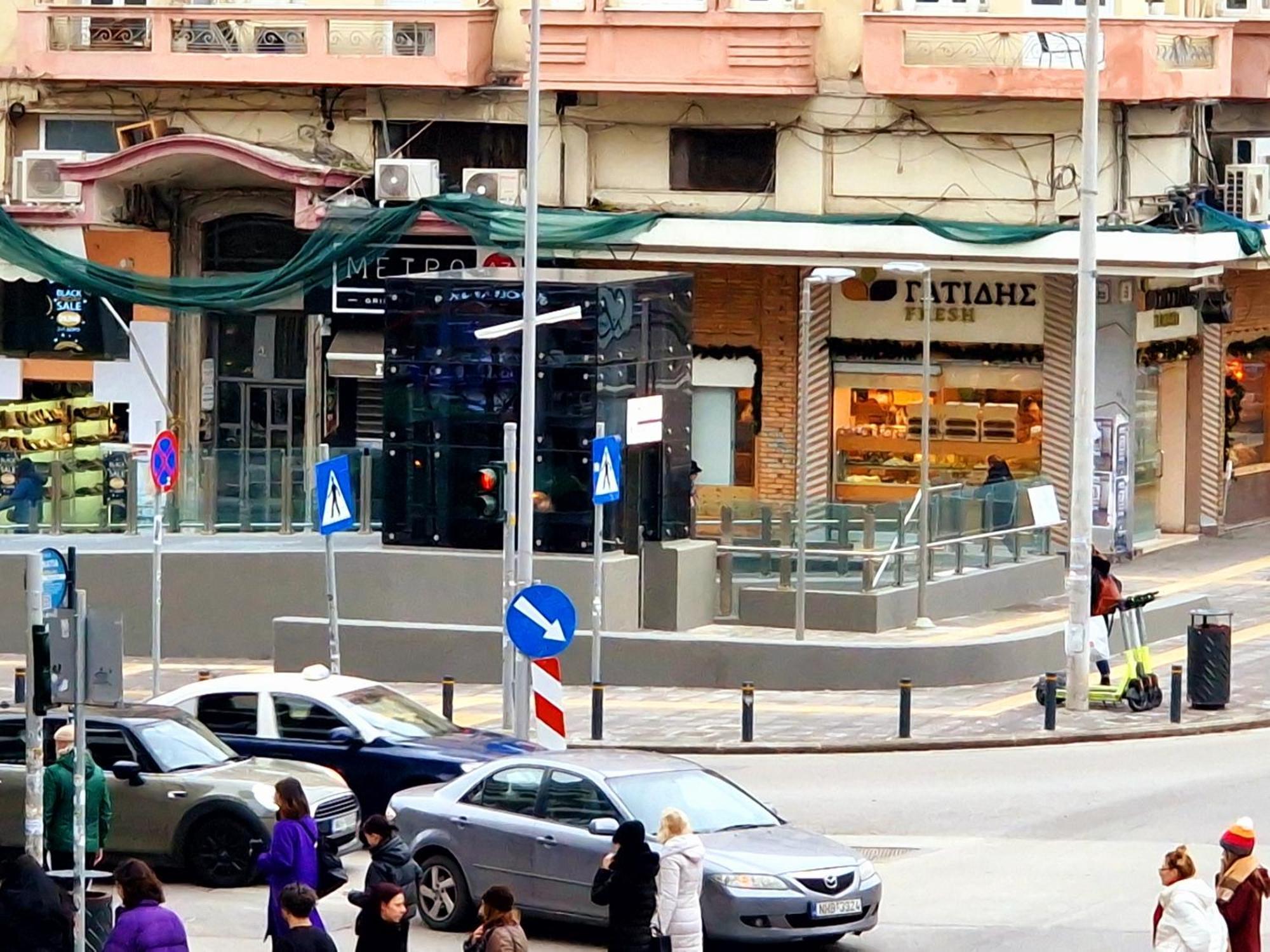 Closer "Egnatia Apartment 2" Thessaloniki Exterior photo
